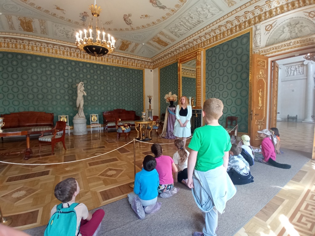 FsduaBHU8uE FsduaBHU8uE